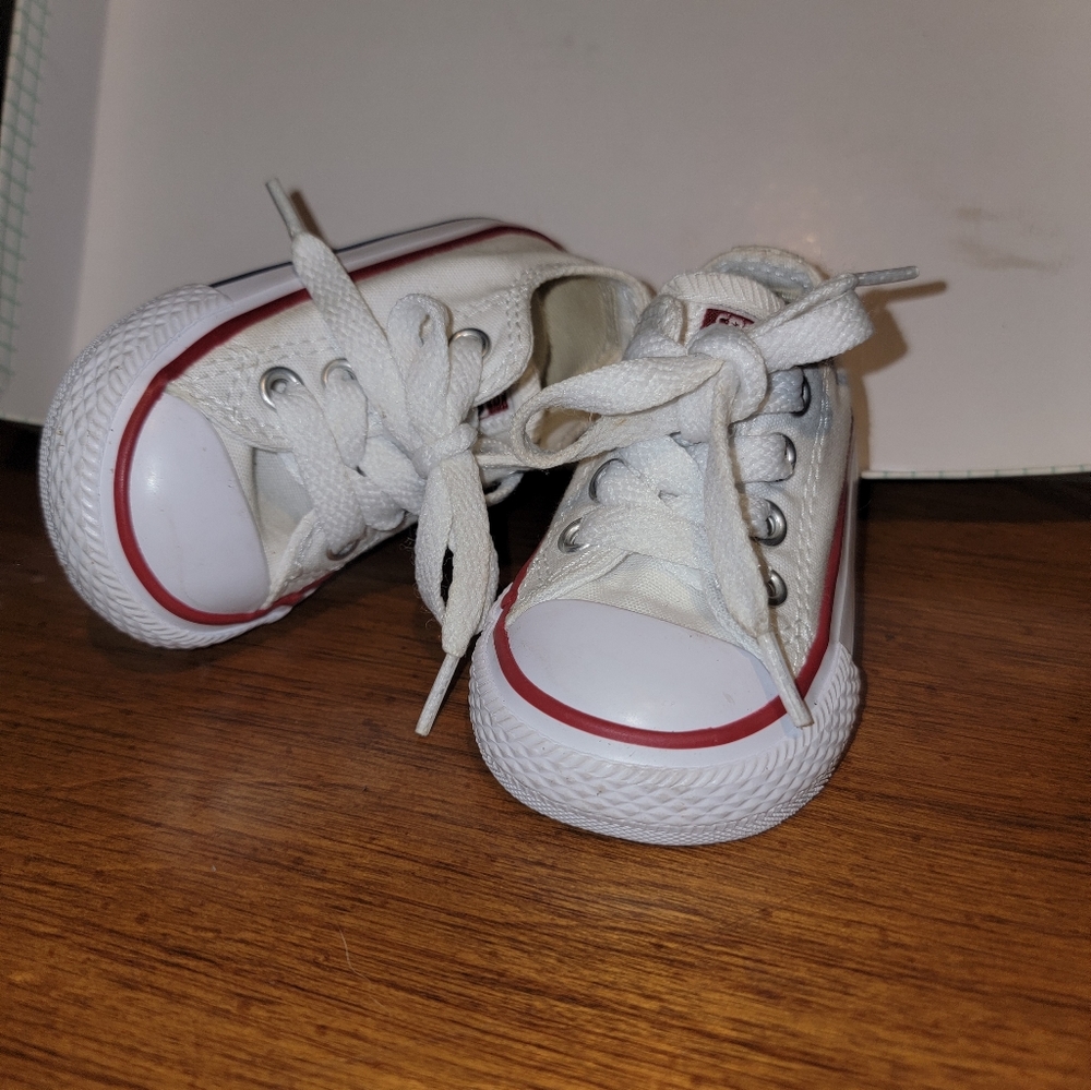 Converse Chuck Taylor All Star Lo Sneaker - Baby/Toddler White